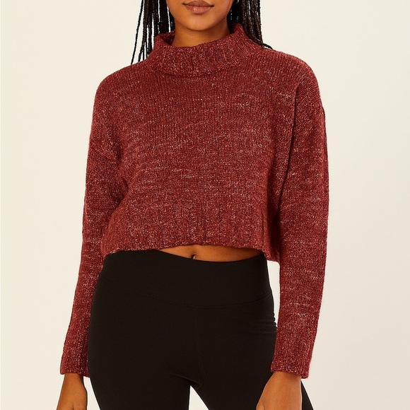 SO Sweaters - Cozy Maroon Turtleneck Crop Sweater